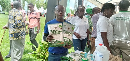 Photo of Agricultural Scientists team up with private sector to process banana flour for Nutrition